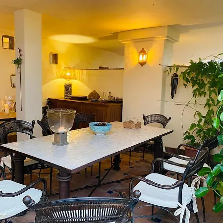 Golden Mile With Large Terrace And Stunning View Apartment Marbella